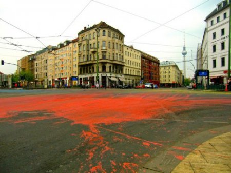 Хаос цвета в центре Берлина