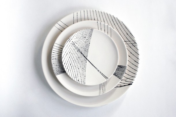 Oscillation-plates-set-top-view-David-Derksen-Design