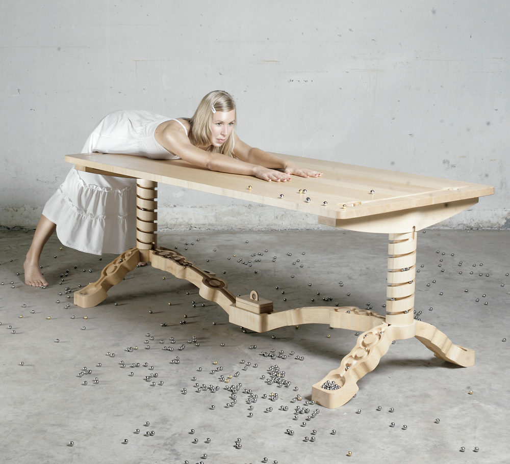 Весел мебель. Необычная мебель из дерева. Необычные столики. Необычные столы. Необычный стол дизайнерский.
